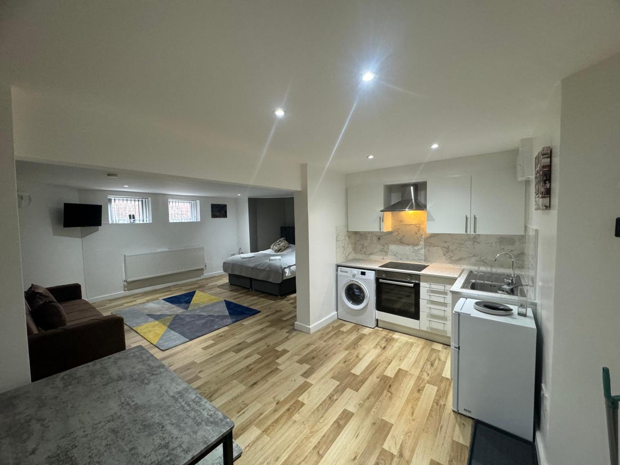 Mk Apartments, Chorlton, Manchester, Car Park Manchester
