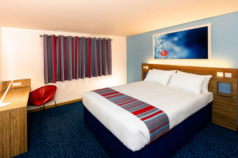 Travelodge Ancoats 3*