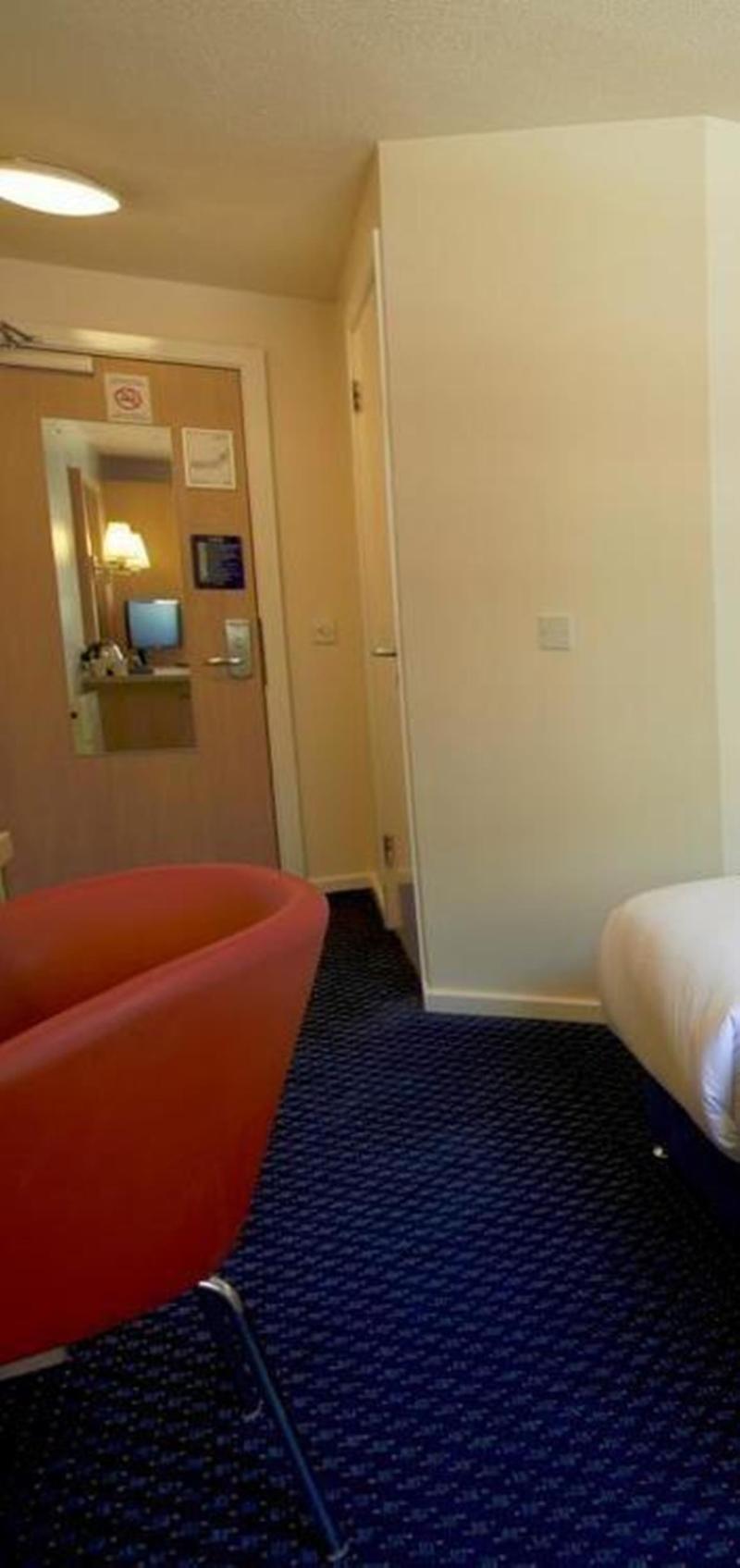 Travelodge Ancoats Hotel 3*