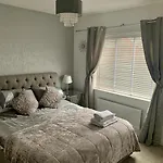 Kay\'S Place - Modern 3 Bed