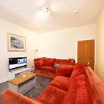 Crystal House 10Min To Manchester City Centre Ideal For Work And Leisure