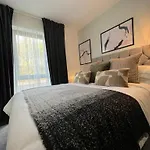 Stunning City Centre Home From Home