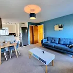 Luxury 2-Bedroom Service Apartment With Balcony