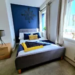 Luxury 2-Bedroom Service Apartment With Balcony