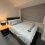 Droylsden Guest House