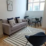 Stunning Mill Apartment Near To City Centre And Etihad Stadium!