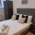Stunning Mill Apartment Near To City Centre And Etihad Stadium!