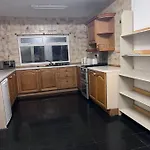 Beautiful 3 Bedroom House, Close To Mu Stadium.