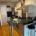 Lovely Double Room In The Heart Of Manchester