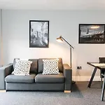 Super Spacious 2 Bed Apartment