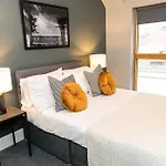 Super Spacious 2 Bed Apartment
