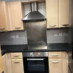 Entire Captivating 2-Bed House In Manchester