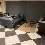 Apartment In Old Trafford