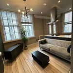 Stunning 2-Bedroom Apartment In The Heart Of Manchester!