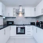 Nice Three Bedroom House In Manchester
