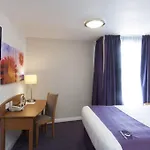 Premier Inn Manchester - Heaton Park