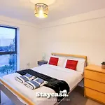 Bright Central Apt With Balcony & Secure Parking