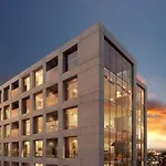 Luxury 2 Bedroom En-Suite Apartment Balcony Views