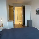 Luxury 2 Bedroom En-Suite Apartment Balcony Views