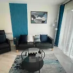 Cityfront Modern Apt Near City Centre/Etihad, Free Parking