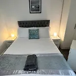 Stylish Studio For 2 Mcr+Balcony