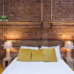 City Centre Vintage Chic Studio