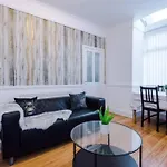 Spacious 4-Bed House Manchester