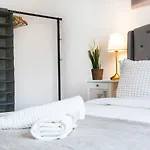 Cozy Townhouse In The Heart Of Greater Manchester