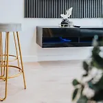 Dazzling & Modern 4Bd - Coop Live - Etihad - Parking