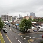 Novanest Salford Apartment