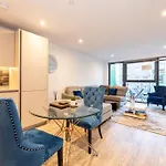 City Life Apartment