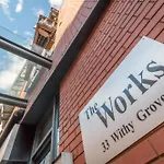 Lovely 2 - Bedroom Condo In Manchester City Centre