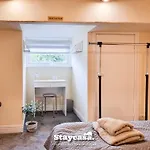 Spacious 5Br Home In Leafy Withington
