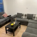 Room 1 En-Suit Double Bedroom With Bathroom In Manchester