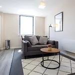 Lovely Modern 1 Bedroom Apartment Manchester