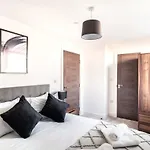 Stayzeni, Alexandra Rise Manchester 2 Bed Flat