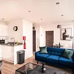 Stayzeni, Alexandra Rise Manchester Cool 1 Bed