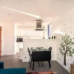 Spacious & Modern 1 Bed Apartment Manchester