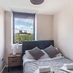 Fantastic 2 Bedroom Apartment Manchester