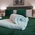 Modern 2 Bed Apartment In Manchester - Sleeps 4