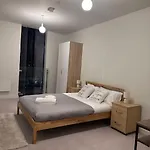 Stylish 2 Bedroom Apartment