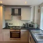 Spacious And Cosy Entire Flat