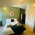 Brantwood Apartments - Apartment 3