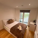2 Bed Corner Apartment With Gym