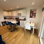 2 Bed Corner Apartment With Gym