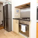 Homely Ensuite Room Near City Centre