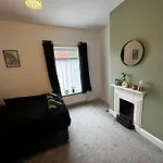 Manchester Urban Retreat - Nhs - Contractors - Relocating