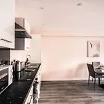 Fantastic 2 Bedroom Manchester Apartment