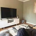 The Chorlton Retreat - Double Bedroom, Free Parking