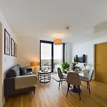 New! 2 Bedroom Flat In Manchester Waters By Stay With Us, Perfect For Families, Couples & Groups, Free Private Parking!